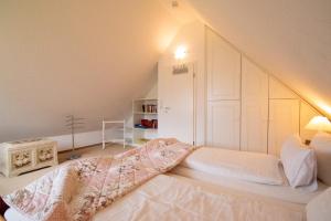 Drosselweg 4 Apartment 4