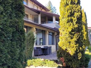 Хотел “Райски кът”