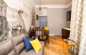 Hello Warsaw I Charming Apartment in the Old Town