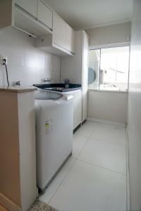 Casa cpiscina á 15 minutos Parque Beto Carreiro e 300m da praia Navegantes