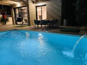 Villa Moderna y Luminosa - Lo Bigo