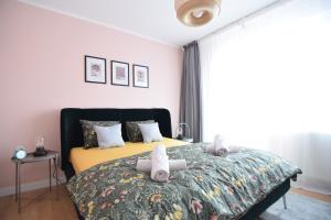 Stylish Apartment with video projector