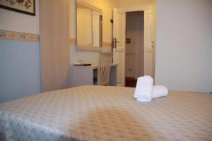 Single Room with Private Bathroom room in B&B San Michele a Porta Pia