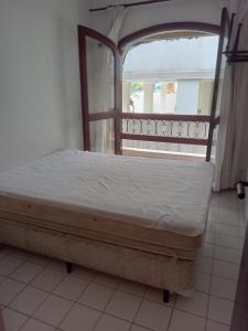 POUCOS PASSOS da PRAIA da Enseada, MELHOR praia do Guaruja e ao lado de vários estabelecimentos, podendo fazer tudo a pé !