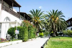 Theo apartment in the palm trees - 斯卡拉福卡斯