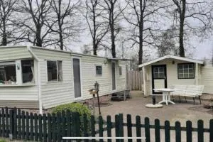 Chalet 108 met airco familie camping de Tien Heugten Schoonloo Drenthe - Ellertshaar
