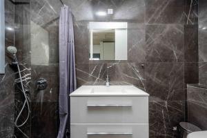 Luxury villa by the sea with heated pool