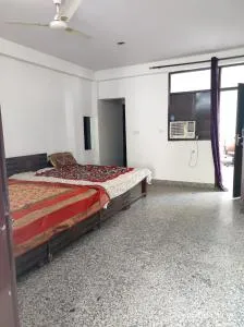 Affordable Guest House Gurugram - Гургаон