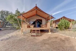 12 Fires Luxury Glamping with Heating #2 - Round Mountain