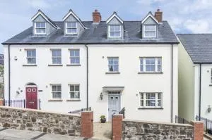 Milford Street - 5 Bedroom Luxurious Holiday Home - Saundersfoot - 拉恩
