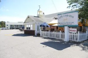 Cape Cod Inn - هيانيس