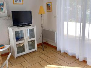 Studio Antares-1 by Interhome