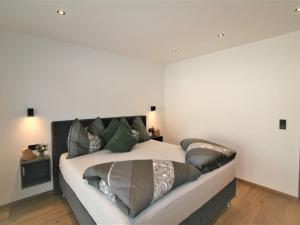 Apartment Christine by Interhome