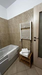 COLETTE Studio BelleView