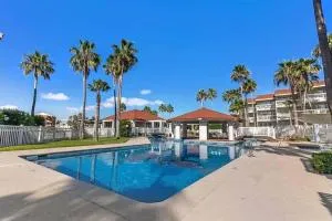 3BR Beach Condo: Private Balcony & Pool Access - South Padre Island, Texas - Port Isabel