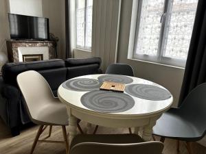 Appartements ღ Flyer • Termes, Centre-ville & parking : photos des chambres