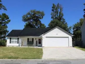 3 bedroom, 2 bath house near tennis center - Cave Spring