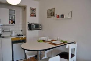 Luminoso studio en Palermo Soho (Plaza Armenia)