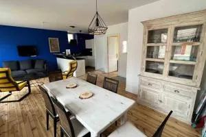 Séjour coloré et relaxant - Arcelet