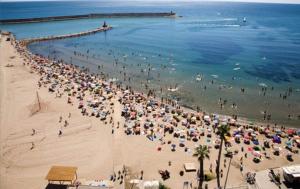 Apartamento con piscina