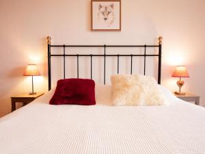 Apartment Chantebrise A2 by Interhome