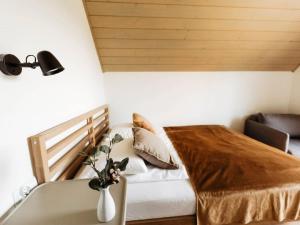 Holiday Home Domek pod Szarowym Lasem by Interhome