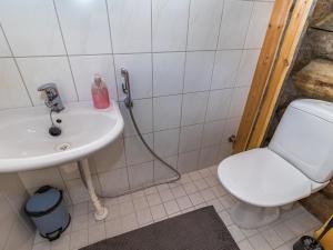 Holiday Home Kelovalta 1b by Interhome