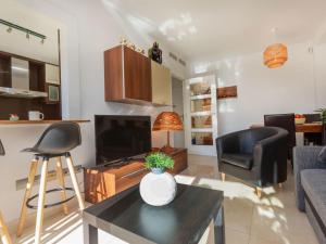 Apartment Tramontana-2 by Interhome