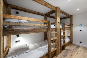 Chalets Chalet UltreIa - Un chalet d'exception 6 chambres pour 14 personnes 300m² St Martin de Belleville MAE-6024 : photos des chambres