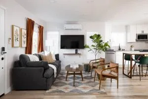 Cozy 2 BR home with hot tub and patio - Grantville