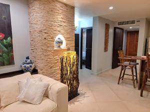 Karon Beach Apartment Sea View