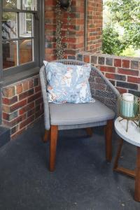 Charnwood Vintage - Effortless Elegance in St Kilda