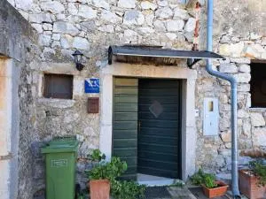 Holiday house with a parking space Kraj, Pasman - 22391 - 克拉吉