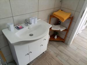 Apartments with parking space Kraj, Pasman - 22566