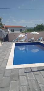 Family friendly house with a swimming pool Imotski, Zagora - 22623