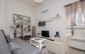 Family friendly house with a swimming pool Imotski, Zagora - 22623