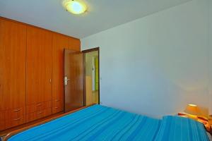Apartments with parking space Umag - 22649