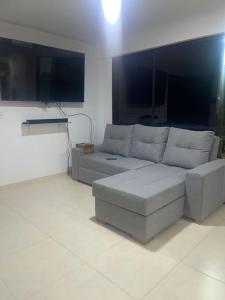 HERMOSO APARTAMENTO AMOBLADO PARA DESCANSO