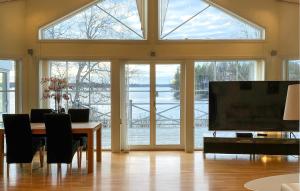 Stunning Home In Värnamo With Sauna