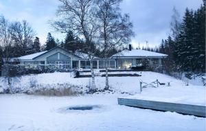 Stunning Home In Värnamo With Sauna