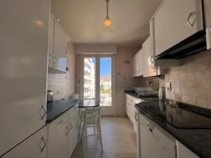 Appartements Appartement lumineux, proche plage, balcon, parking, WiFi - FR-1-239-962 : Appartement