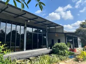 WildernessMountain View - Ban Map Khla