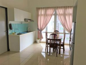 Cozy Homestay at Menara Hartamas 1-4pax