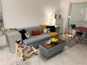 Modern Condo w Terrace 250m from Beach & Pool