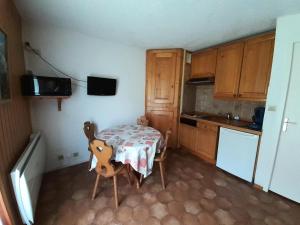 Résidence Betelgeuse - Studio cabine 4 personnes 2 exposé Est MAE-8164