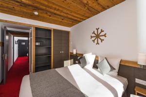 Hotels Marmotel & Spa : Chambre Familiale avec Vue sur le Village