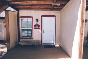 Fifth Dimension Room 1