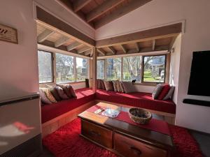 Brindabella Chalet alpine-getaways