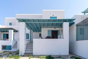 Beachside House in Naousa