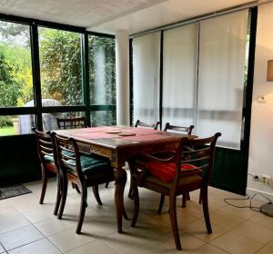 Appartements Bucolique Rez-de-jardin, 4 pers, proche Disney : photos des chambres